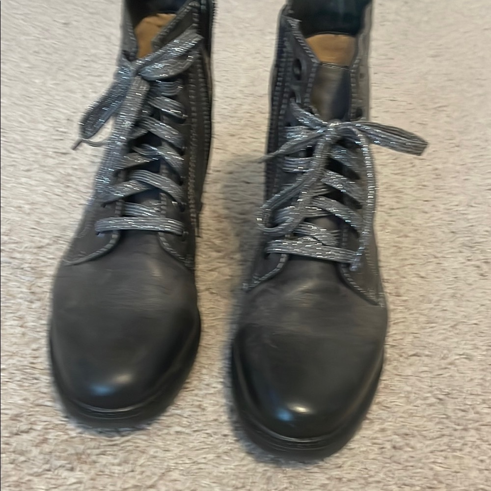 Black Leather women’s boots by Johnston and Murphy